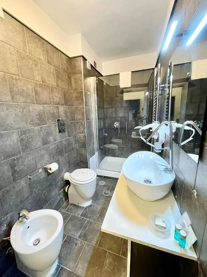 Hotel Yacht Club Angioino Nápoles Pensión