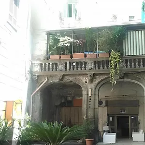 Aparthotel O' Scartellato, Napoli