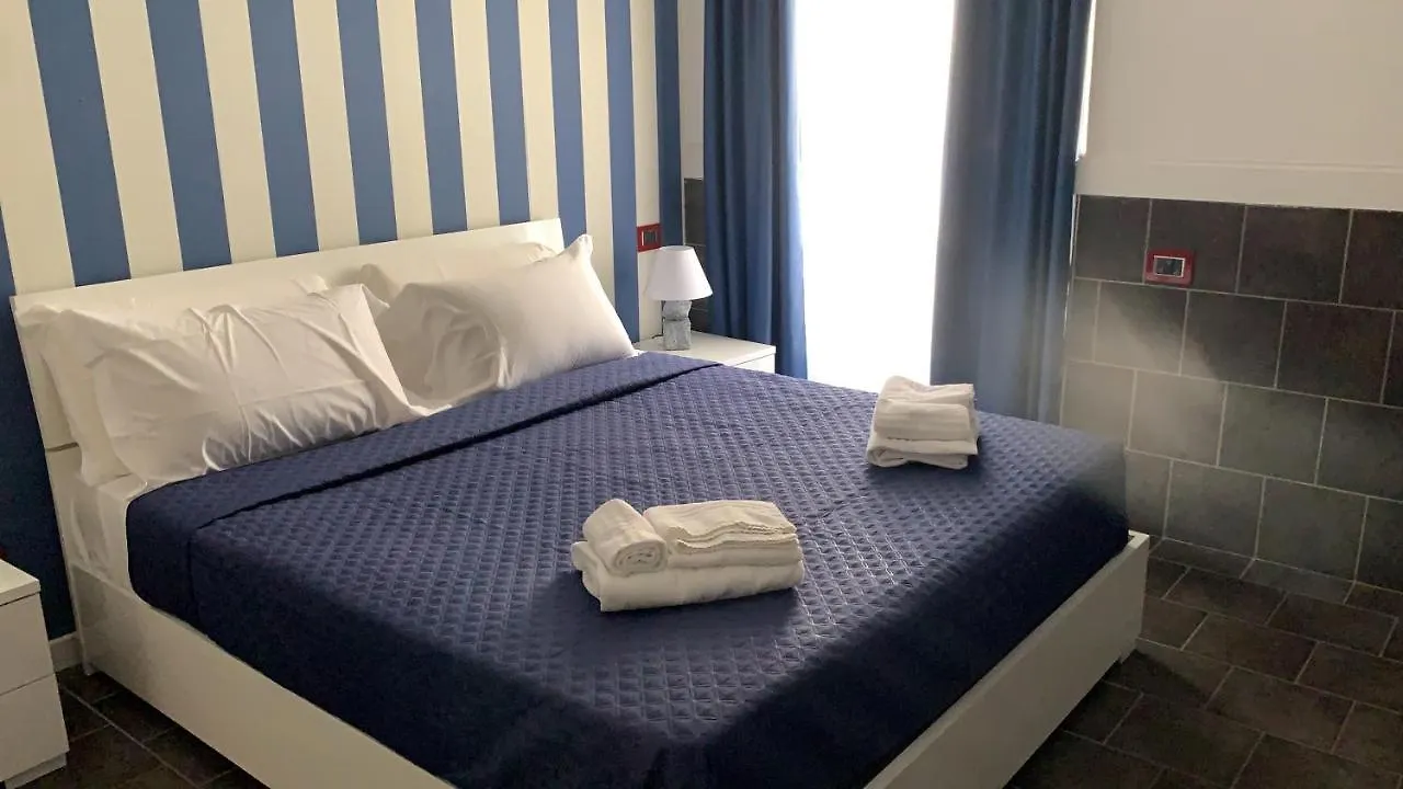Guest house Yacht Club Angioino Hotel Naples Italy