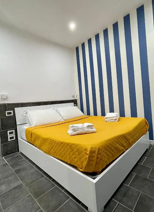 Guest house Yacht Club Angioino Hotel Naples Italy