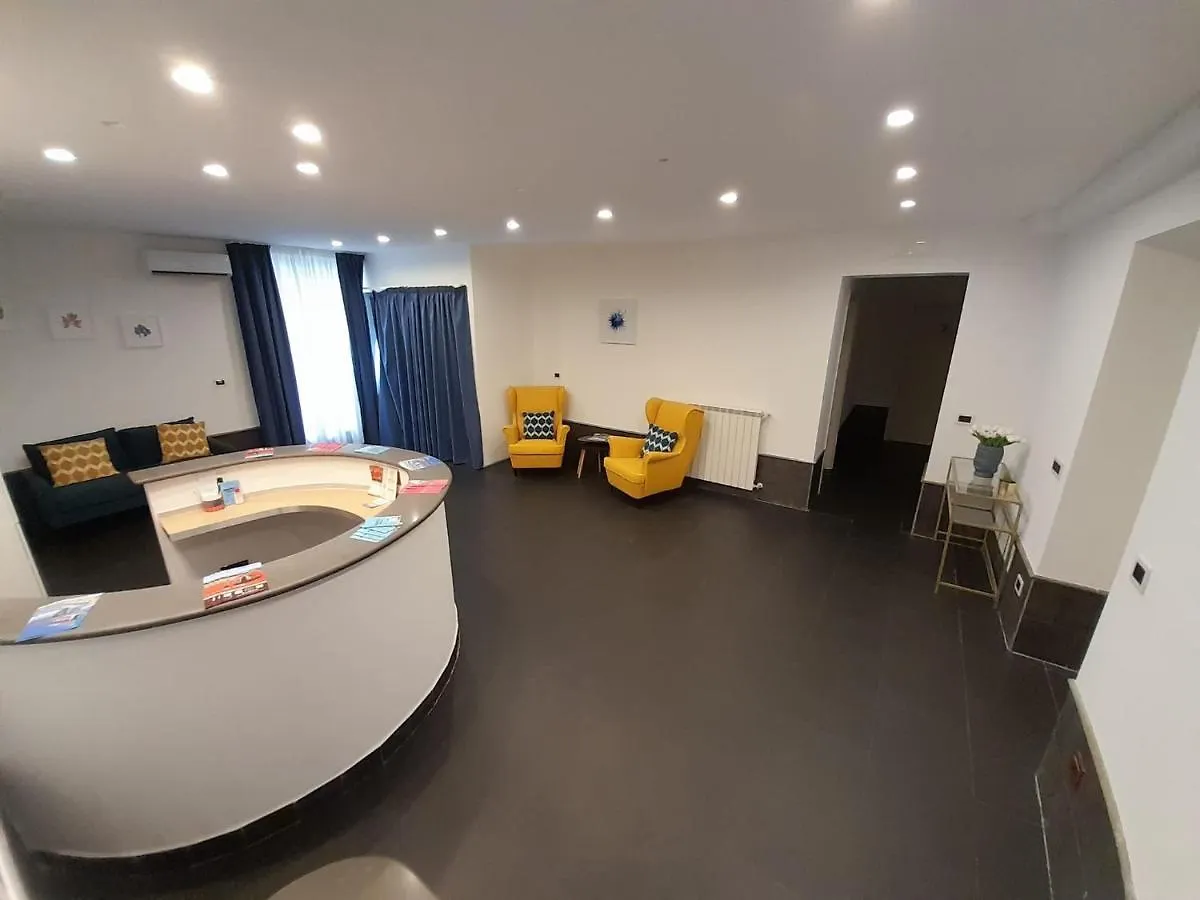 Guest house Yacht Club Angioino Hotel Naples